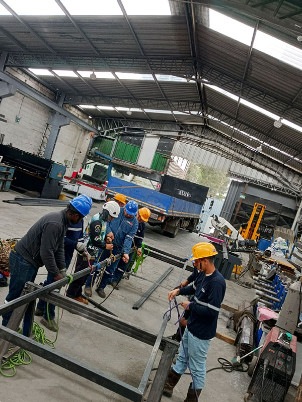 seguridad industrial salud ocupacional consultora ecuador quienes somos3